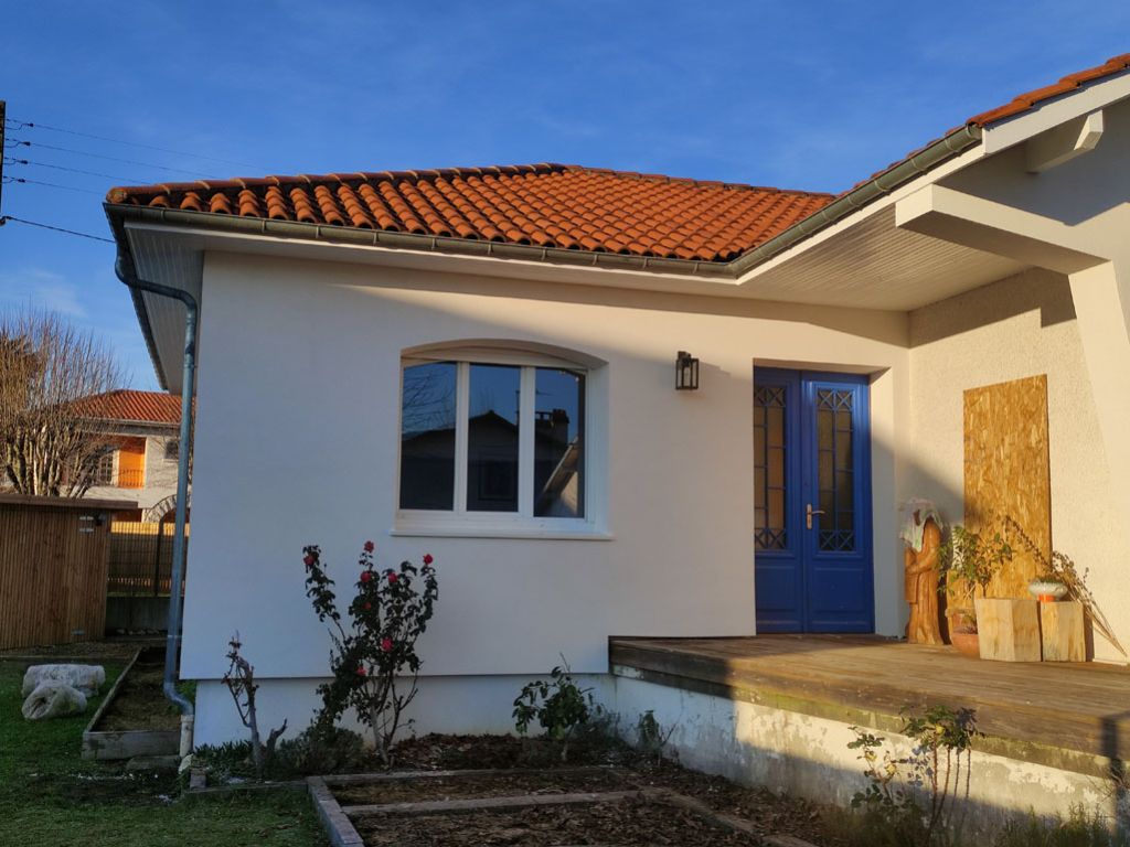 Barret Isolation - Isolation extérieure - Maison en rénovation d'enduit et/ou peinture façade - Maison à Pau (64)